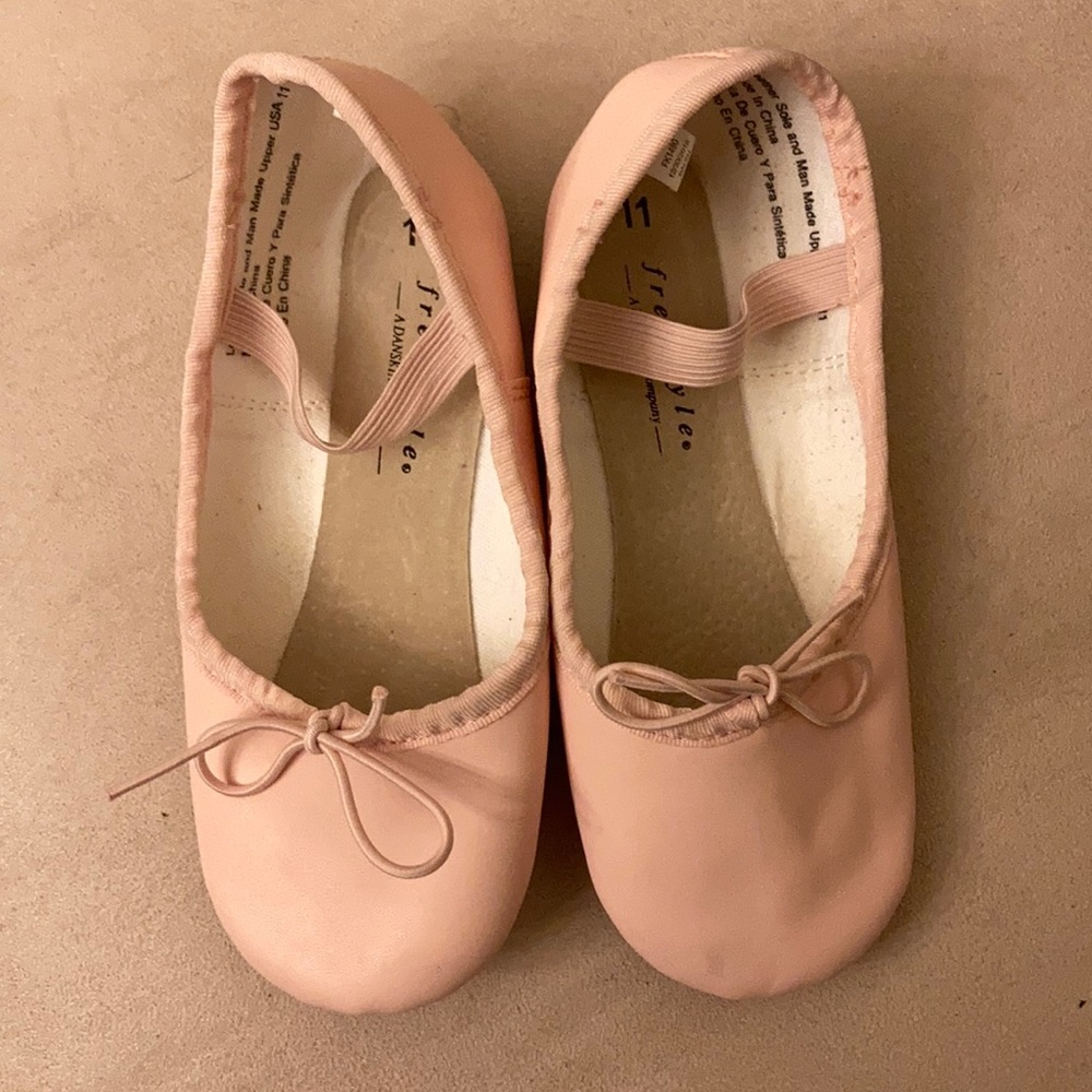 ⚜️Freestyle Pink Ballerina Girl Dance Shoes!